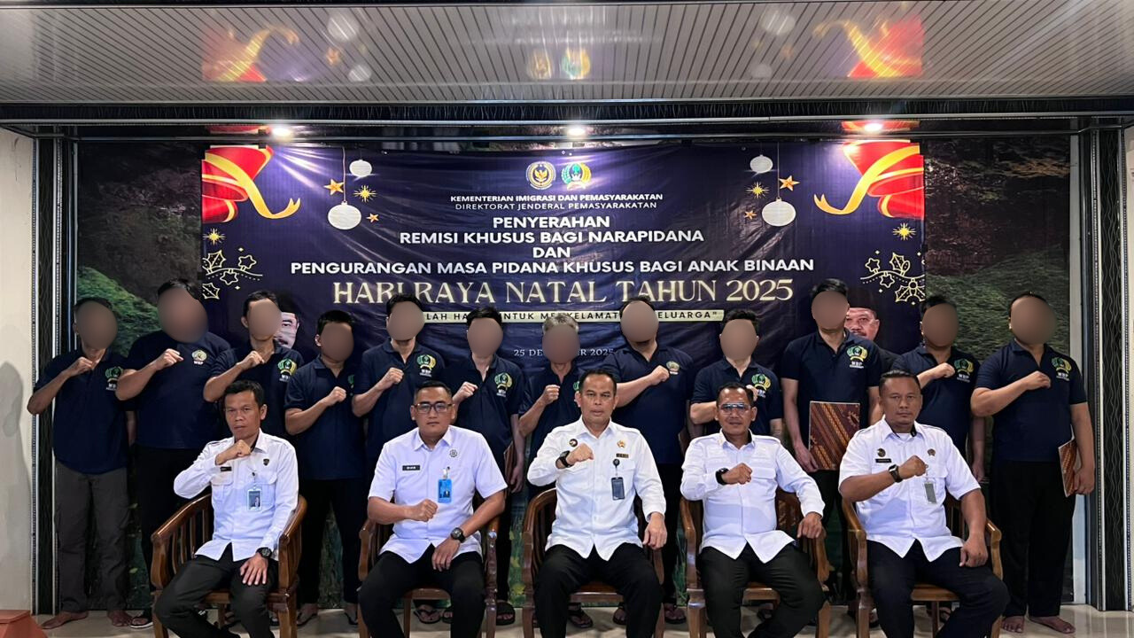 Berkelakuan Baik, 32 Warga Binaan Kanwil Ditjenpas Babel Terima Remisi Khusus